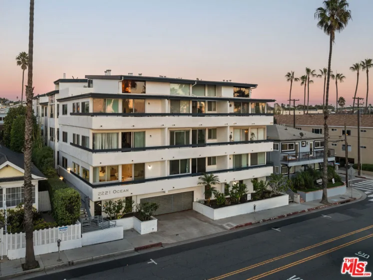 2221 Ocean Avenue #101 photo 4