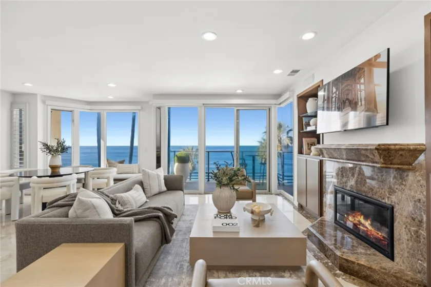 921 Gaviota Drive photo 4