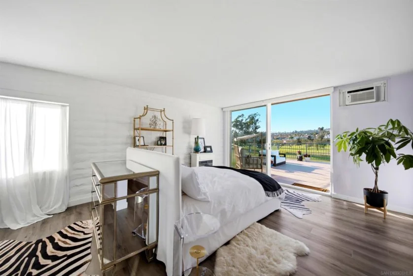 2544 Navarra Drive #12 photo 11
