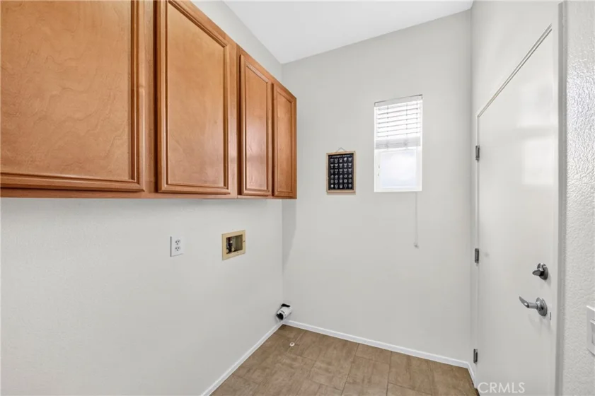 2256 Clark photo 16