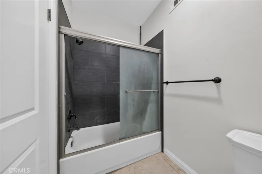 1026 S Marengo Avenue #2 photo 25