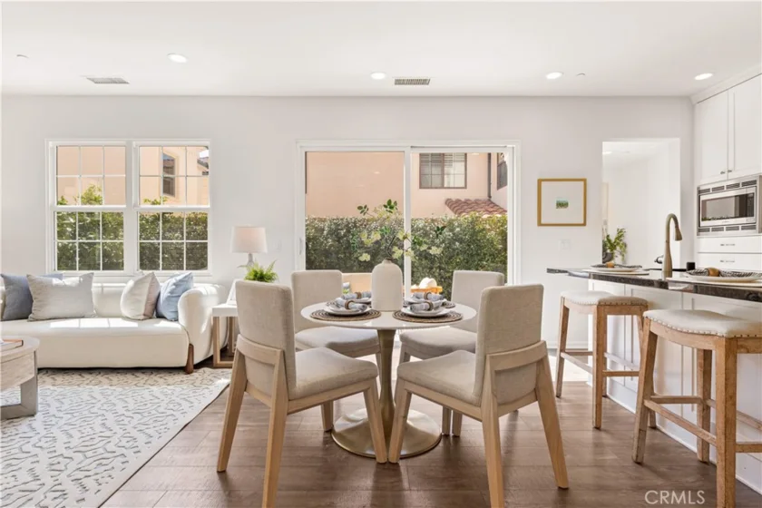 60 Strawberry Grove photo 6