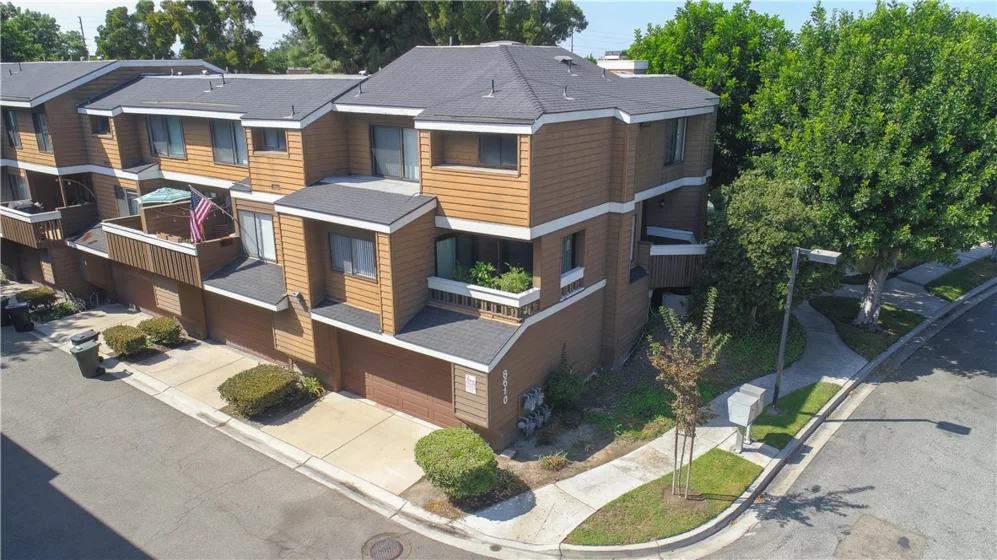 8610 Meadow Brook Avenue #A photo 1