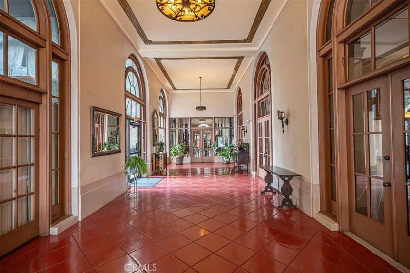 455 E Ocean Boulevard #915 photo 6