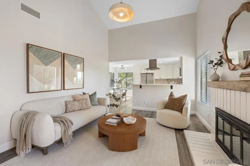 2053 Golden Circle Drive photo 15