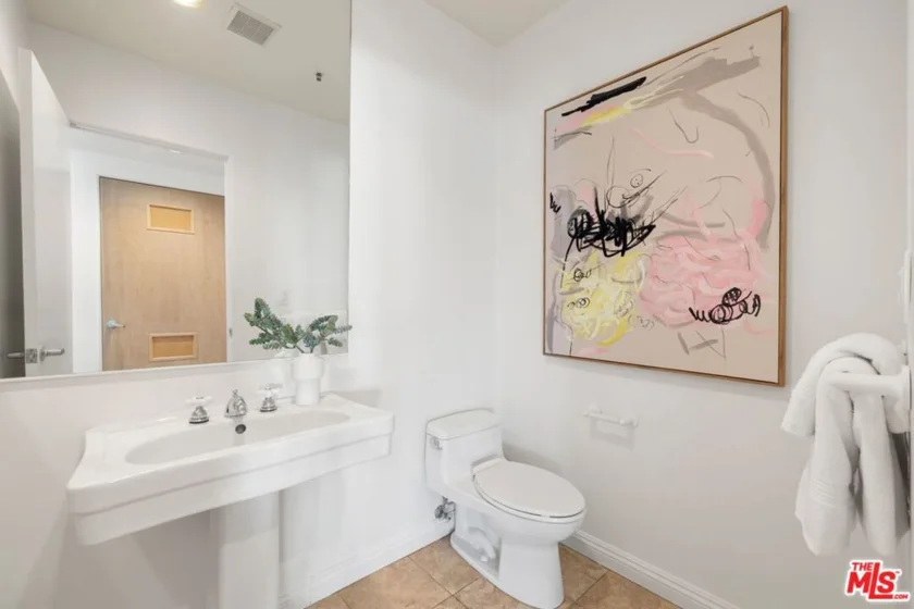 2222 Neilson Way #102 photo 16