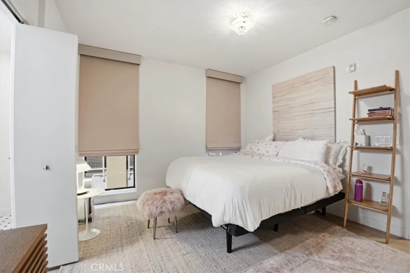 21301 Erwin Street #545 photo 13