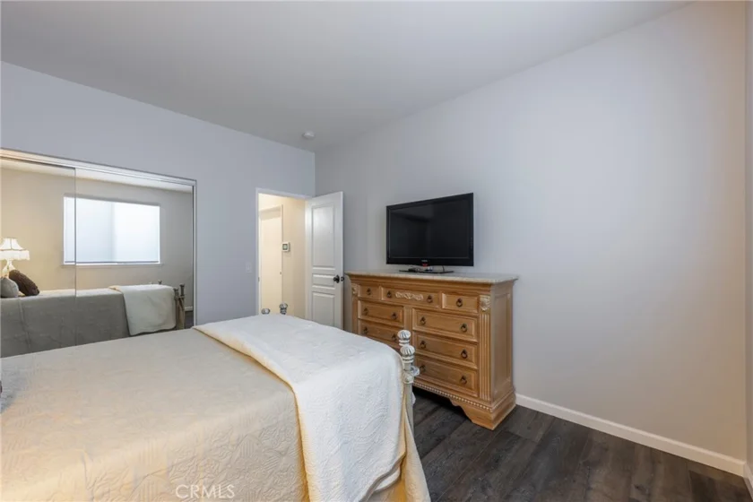 39416 Cardiff Avenue photo 44