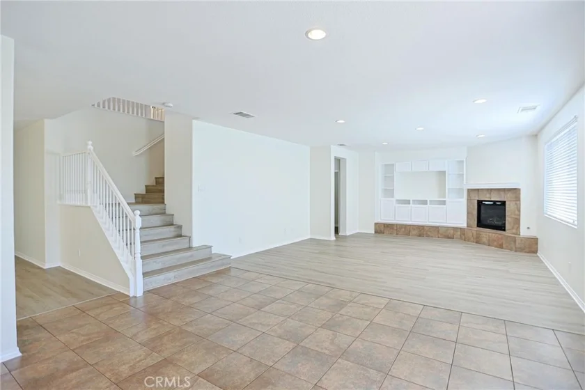 40322 Ariel Hope photo 17