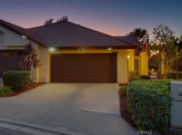 27349 Paseo Placentia photo 1