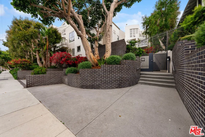 2913 3rd Street #304 photo 25
