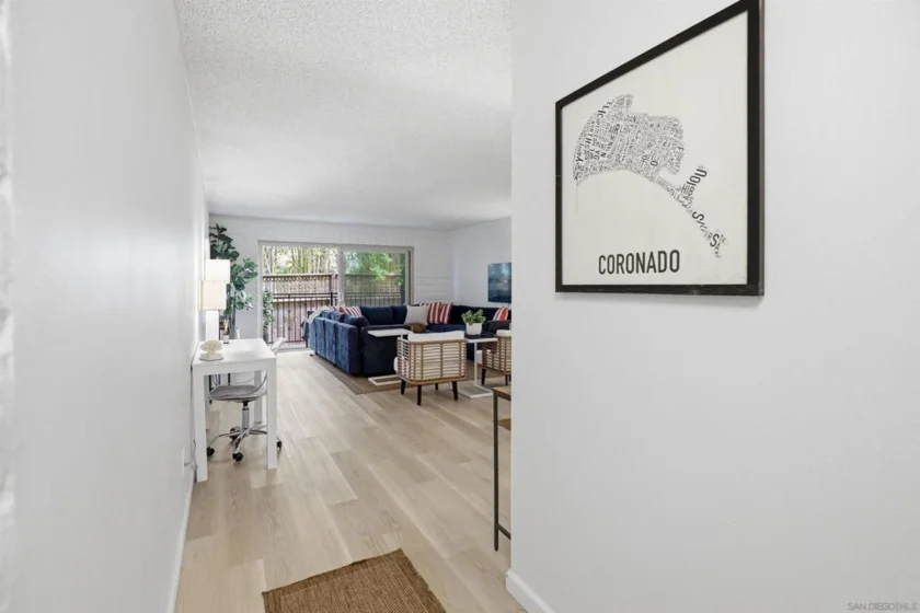 933 D Avenue photo 3