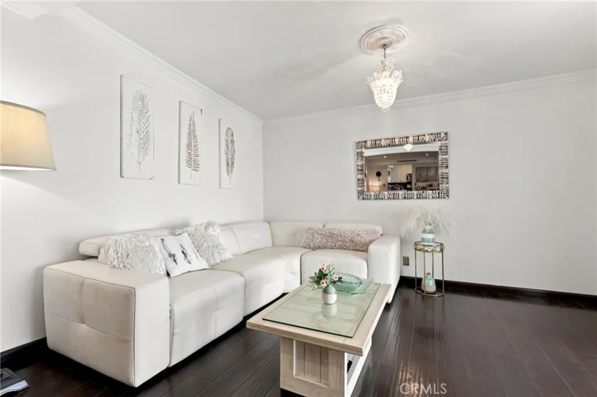 12300 Covello photo 11