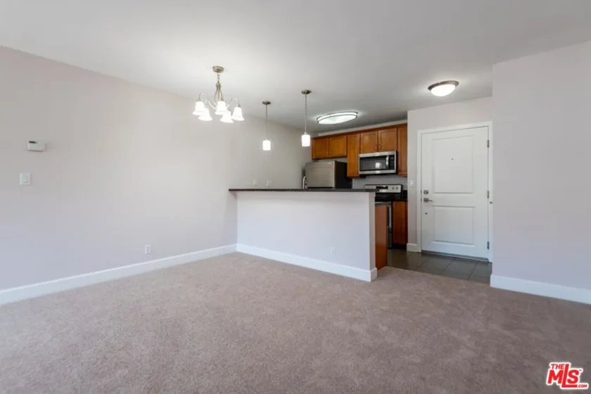 10982 Roebling Avenue #451 photo 2