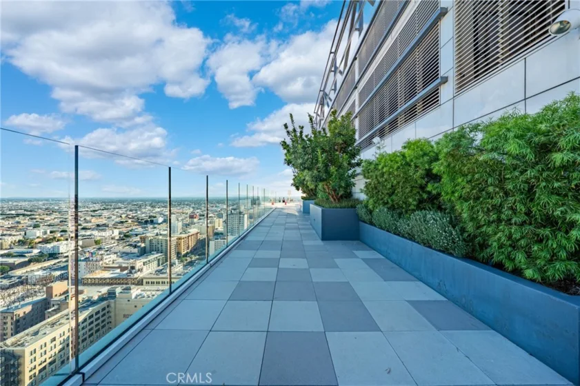 400 S Broadway #924 photo 14