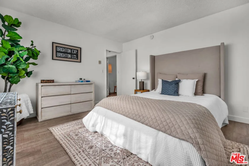 914 Lincoln Boulevard #202 photo 10