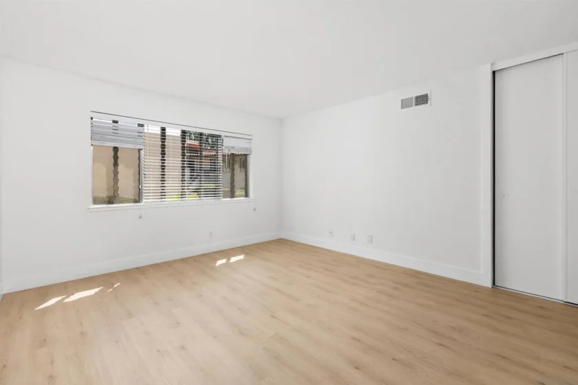 17031 Bernardo Center Drive photo 26