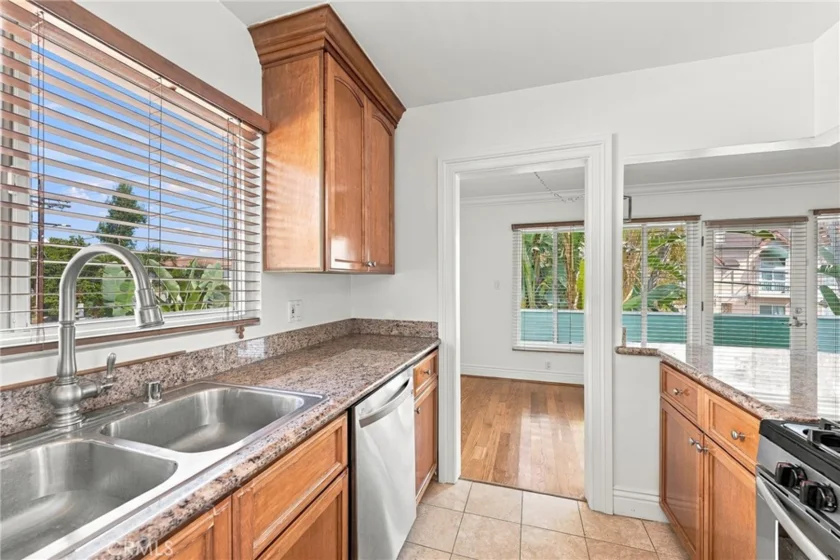 14934 Dickens Street #12A photo 11