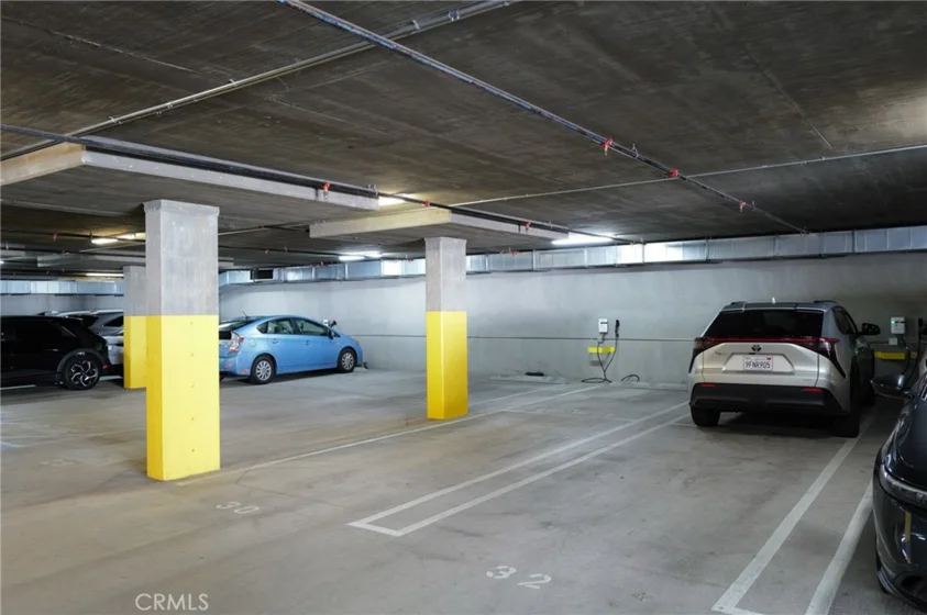 1101 S Harvard Boulevard #506 photo 34
