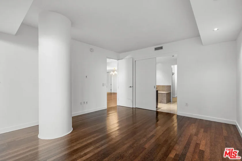 6250 Hollywood Boulevard #4E photo 48