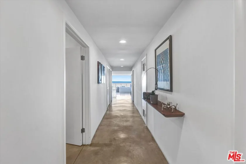 1 Spinnaker Street #2 photo 8