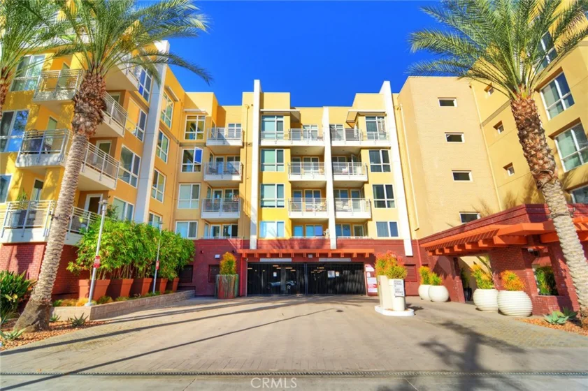 21301 Erwin Street #445 photo 1
