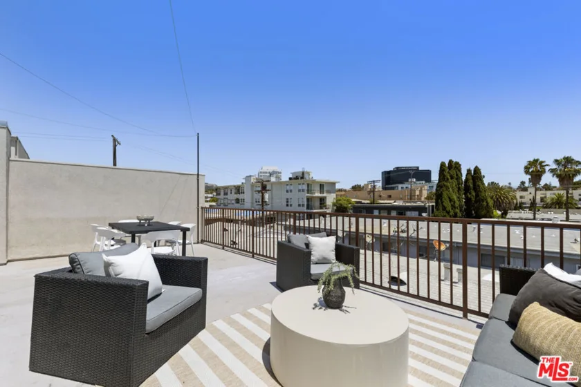 11723 Mayfield Avenue #3 photo 27