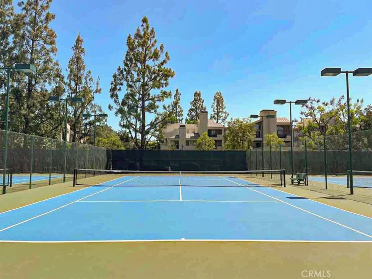 5515 Canoga Avenue #105 photo 25