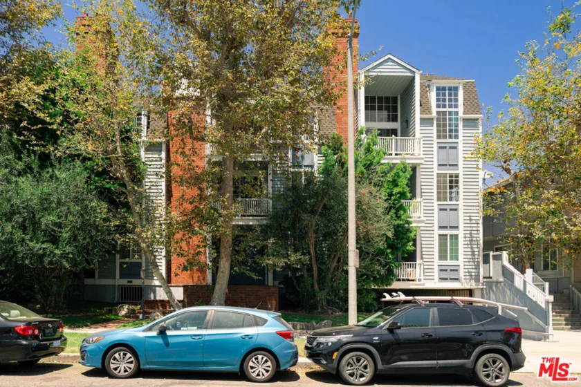 11667 Gorham Avenue #201 photo 21