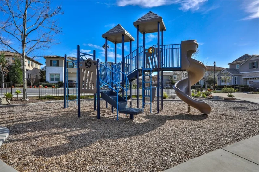 608 White Oaks photo 42