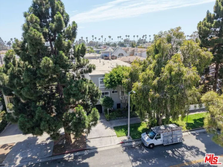944 11th Street #9 photo 29