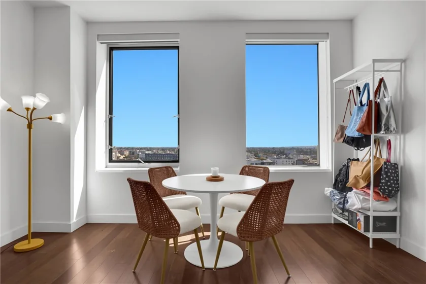 3810 Wilshire Boulevard #1009 photo 13