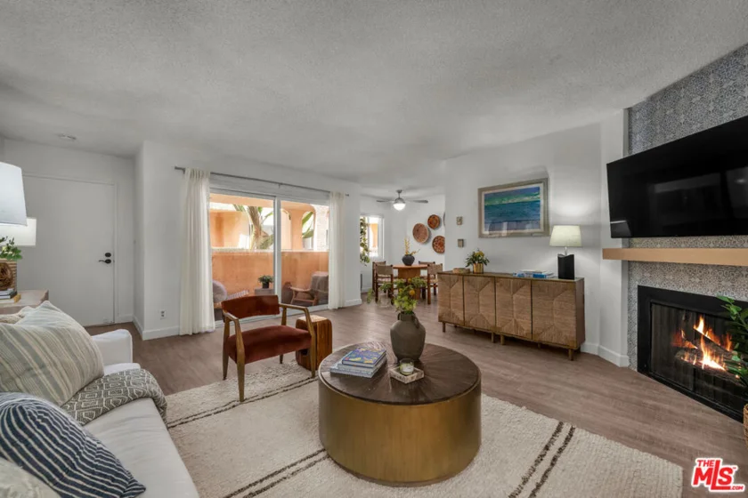 914 Lincoln Boulevard #202 photo 2