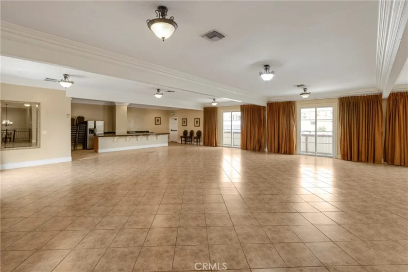 20214 Cohasset Street #16 photo 19