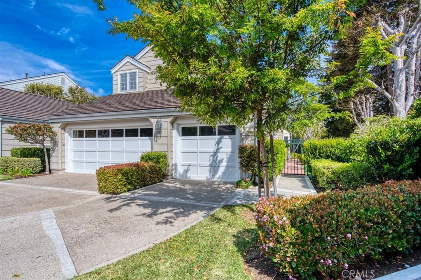 32 Hillsdale Drive #20 photo 1