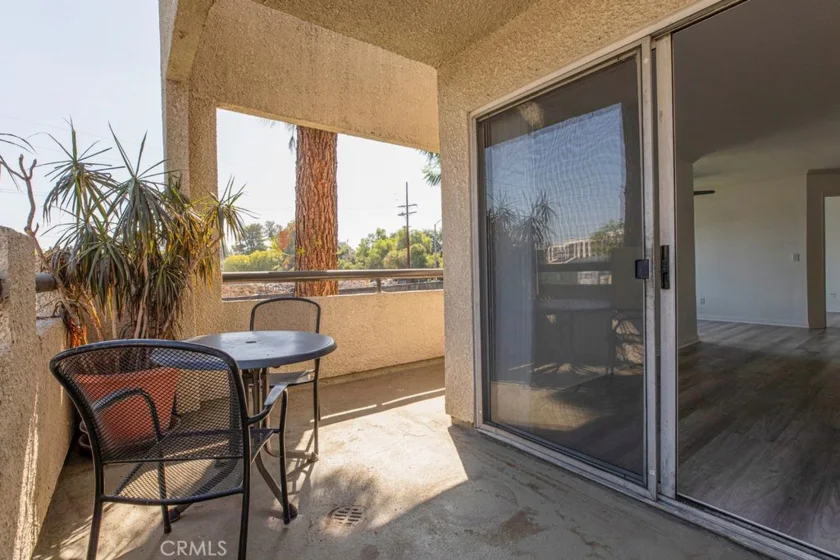 5515 Canoga Avenue #105 photo 19