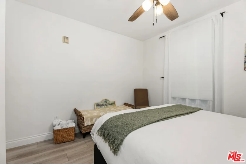 1000 E Ocean Boulevard #104 photo 18