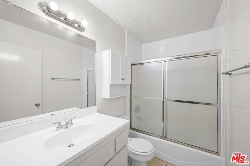 826 2nd Street #101 photo 16