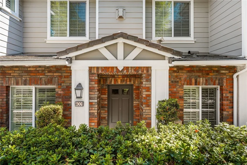4001 Balmoral photo 5