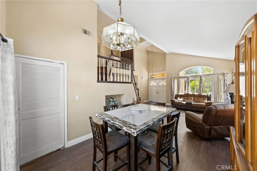 40661 Symeron Way photo 10