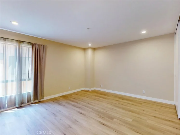 105 S Marguerita Avenue #C photo 21