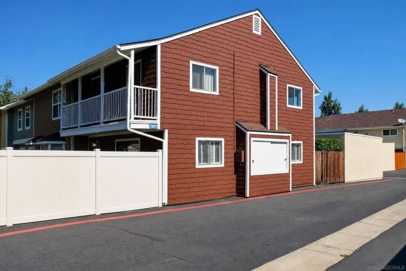 7831 Rancho Fanita #A photo 3