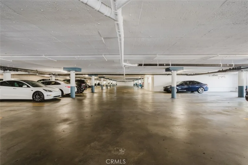 21529 Saticoy Street #217 photo 50
