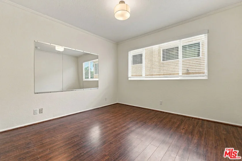 11918 Avon Way #102 photo 32