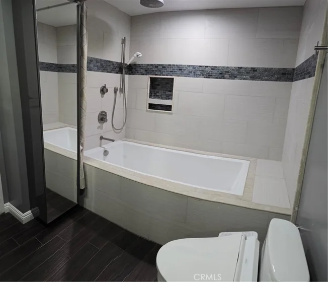 525 E Seaside Way #1509 photo 45
