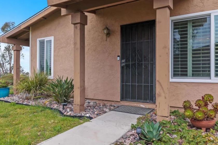 4411 Kittiwake Way photo 6