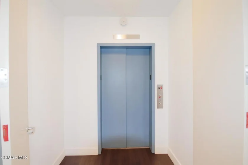5350 White Oak Avenue #105 photo 42
