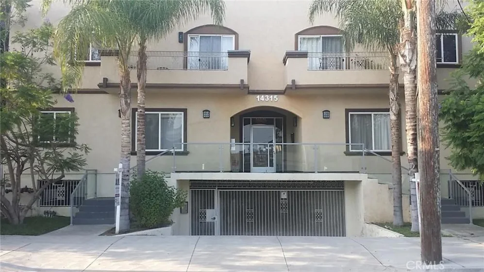 103 Magnolia Boulevard #103 photo 1