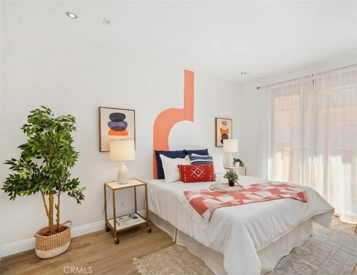 828 N Hudson Avenue #106 photo 8