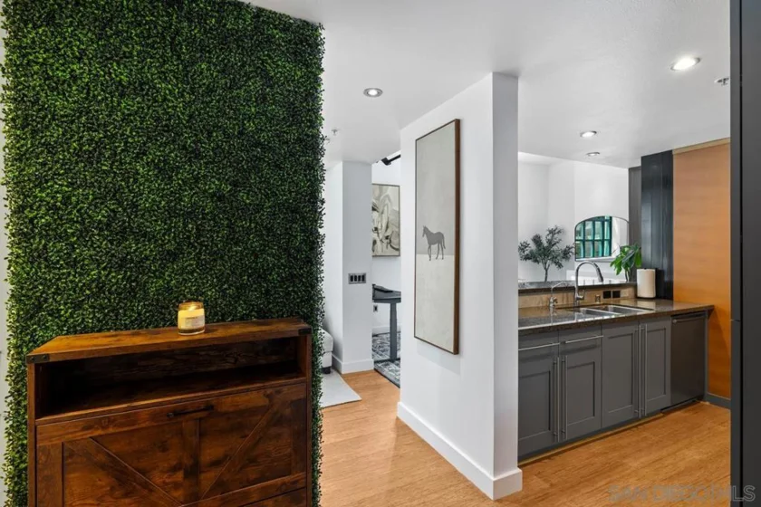 700 W E Street #403 photo 24